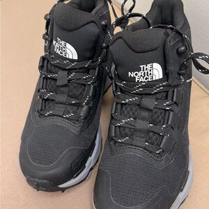 The North Face Men's Black Athletic Shoes